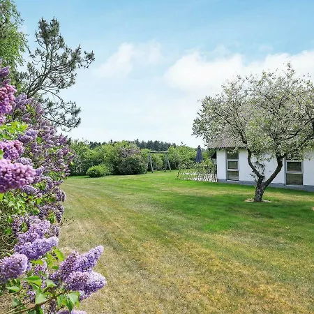 Three-bedroom Holiday In Hals 23